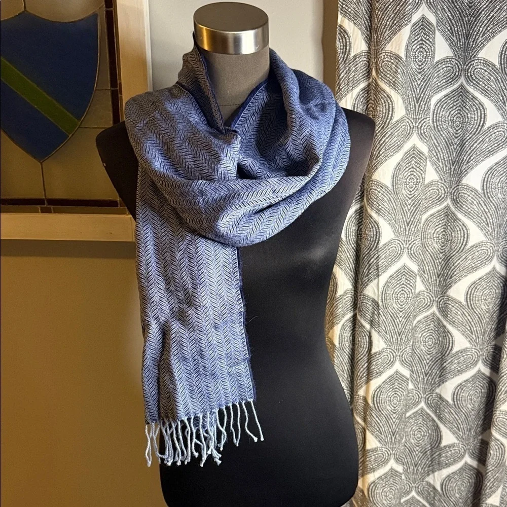 Kuna Baby Alpaca Blue Herringbone Pattern Scarf